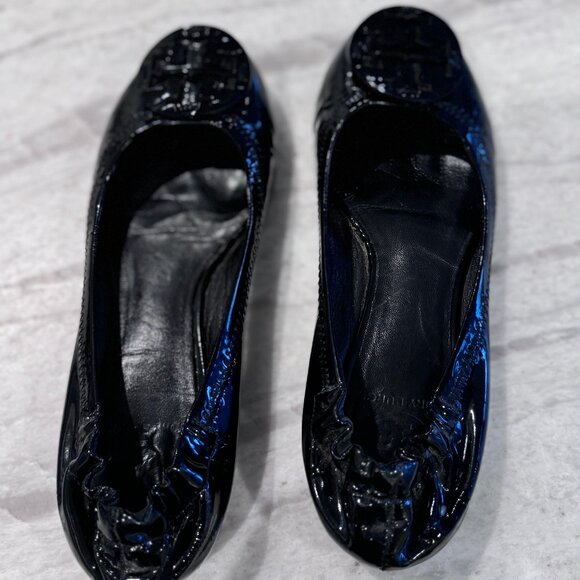 black patent leather Tory Burch flats size 5 - Picture 1 of 4